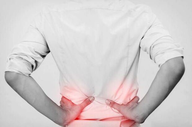 Causes of back pain due to kidneys.